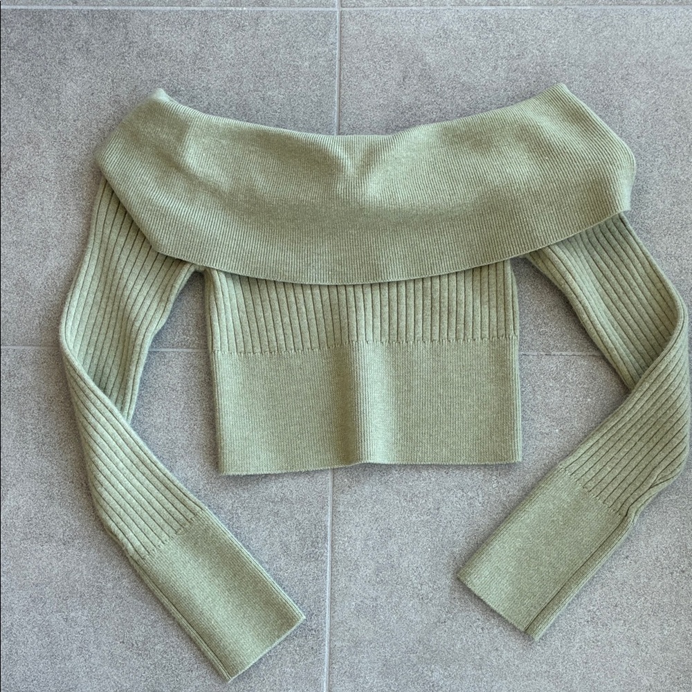 Wild Fable Off-Shoulder Green Sweater XS
